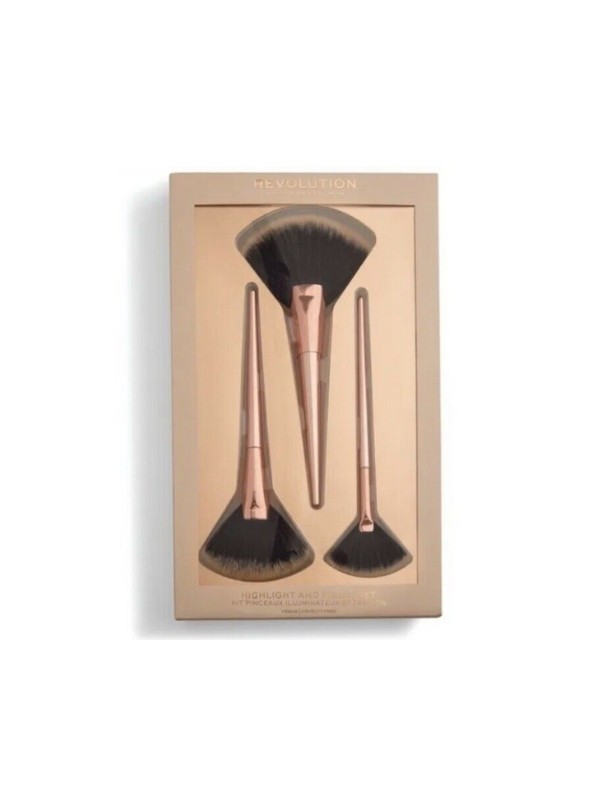 Makeup Revolution Highlight&Finish Set A set of 3 makeup brushes