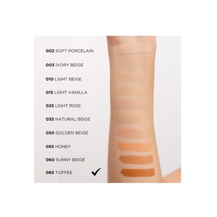 Eveline Liquid Control Gezichtsfoundation met Niacinamide in Druppelaar /065/ Toffee 32 ml